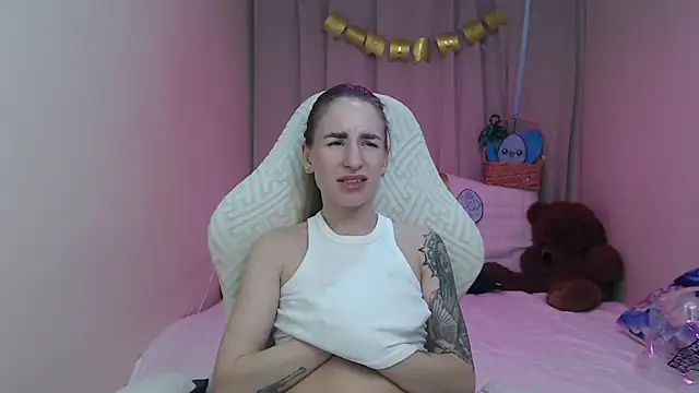 DeboraHorny: онлайн-секс-чат