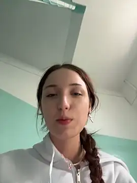 DollyTall's Live XXX Chat