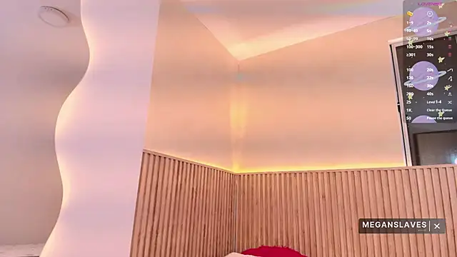 _MeganRain's Live XXX Chat