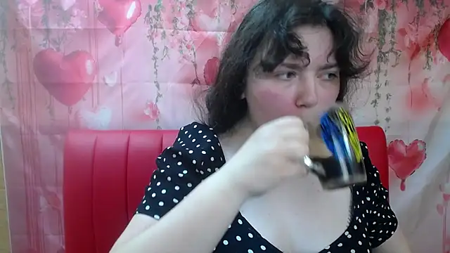 NeonilaLisova 网络视讯表演