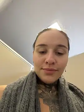 KishaMur Chat XXX live