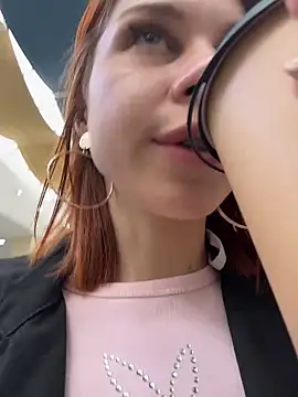 RosieSecret's Live XXX Chat