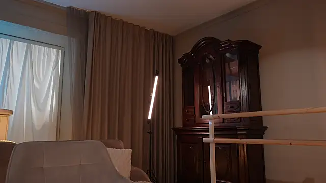 aurora_nude Adlı Modelin Canlı XXX Sohbeti