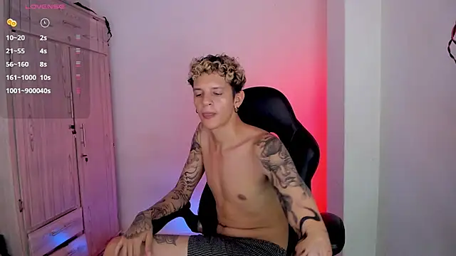 tylernova: απευθείας συνομιλία ΧΧΧ