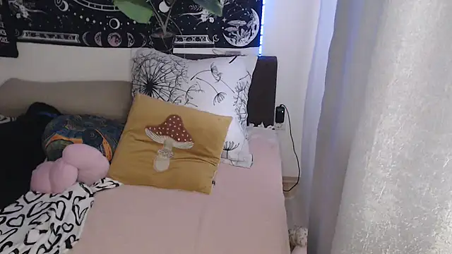 AlienforTwenty 即時 XXX 聊天