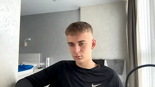 SoloFury: απευθείας συνομιλία ΧΧΧ