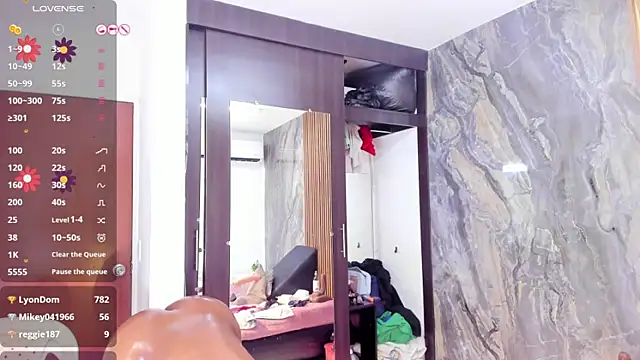 LauraSaenz01 Live XXX-chat