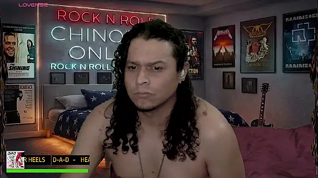 chino_roz Chat XXX in diretta