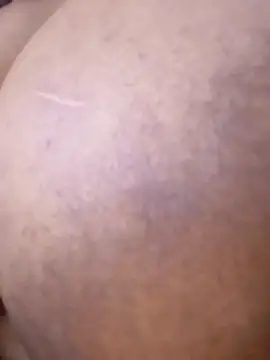 bigtitssxx's Live XXX Chat