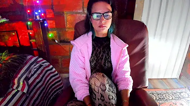 دردشة BrianaGarner الجنسية المباشرة