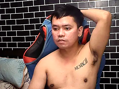 sweet_sexyasian69: онлайн-секс-чат