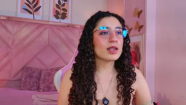 DemiJones_のライブXXXチャット