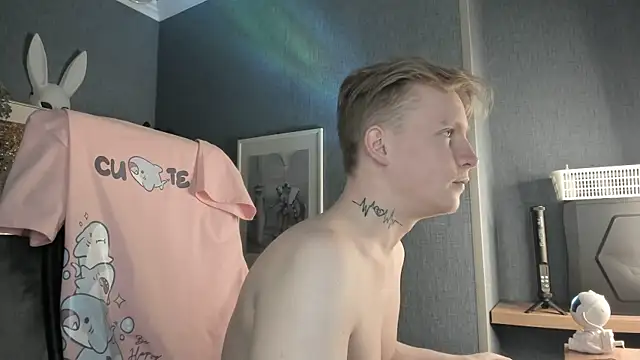 AlexxSweet 在線直播表演