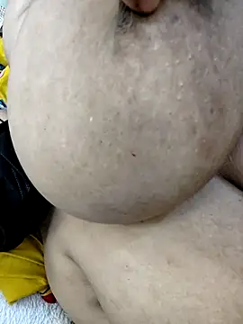 mini27mimi's Live XXX Chat