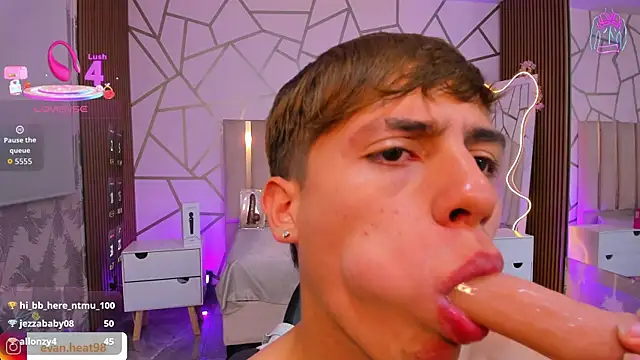 EVAN_TAY 网络视讯表演