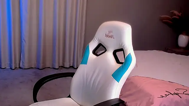 lana_hawana's Live XXX Chat