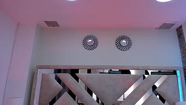 Chat +18 de ximena_vasquez8 ao vivo