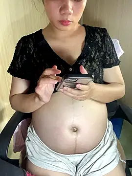 An-An19's Live XXX Chat