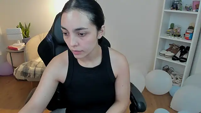 Онлайн чат XXX _BellaEvans_