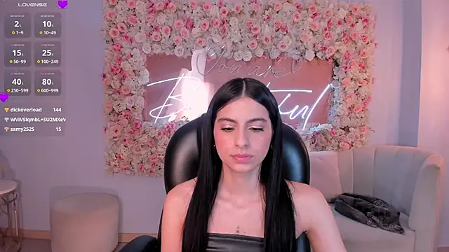 Chat XXX en directo de BellaConnorX