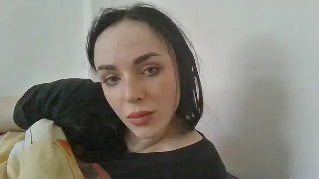 Trinsy_Love Chat XXX live