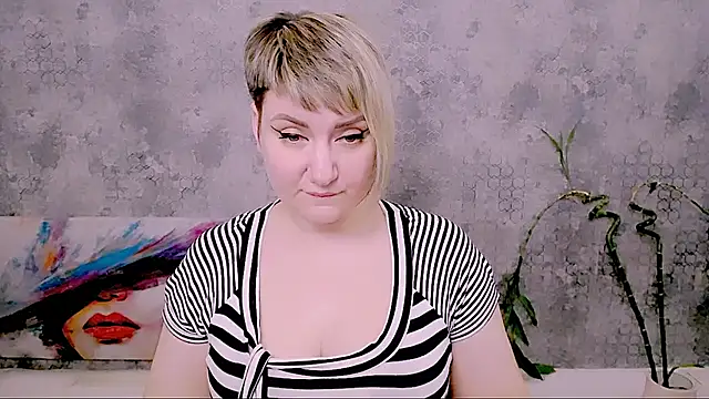 Djullia Chat XXX live