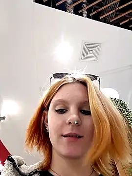 NinaParri Webcam Show