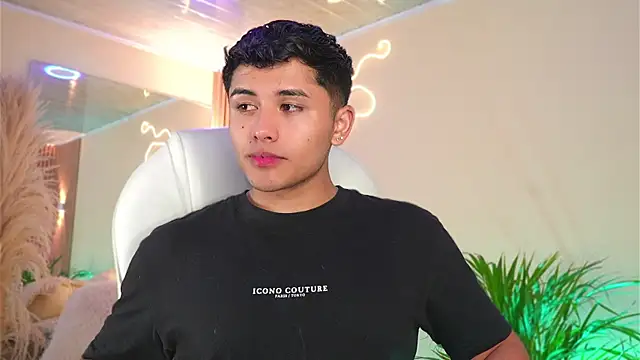 MatiasKorn's Webcam Show