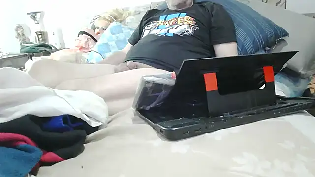 messi_syssy: διαδικτυακό σόου στ ην κάμερα