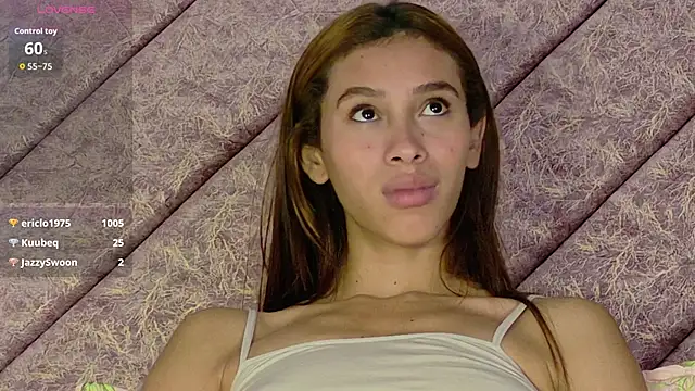 Živý XXX chat Iamkarlaa_doll