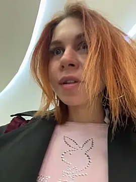 RosieSecret webcam show