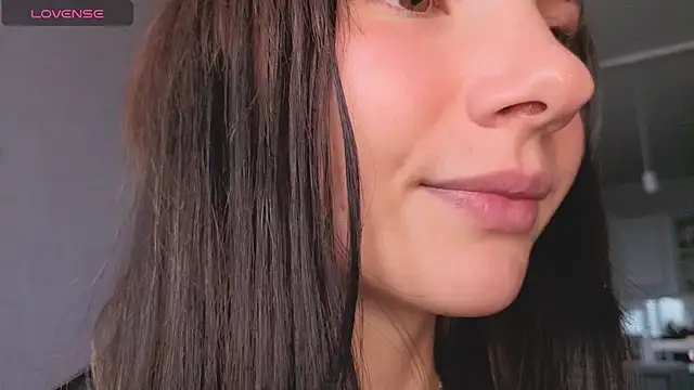 Czat XXX na żywo – Alisa_Hetfy