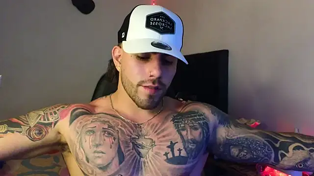 Ades_Lowe live XXX chat