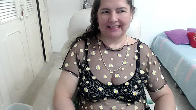 leonela_69 Chat XXX live