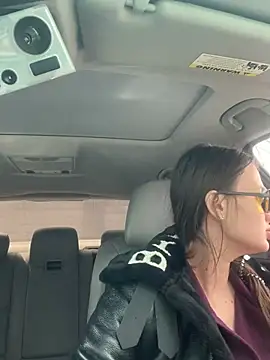 Flossy_Vettie: онлайн-секс-чат