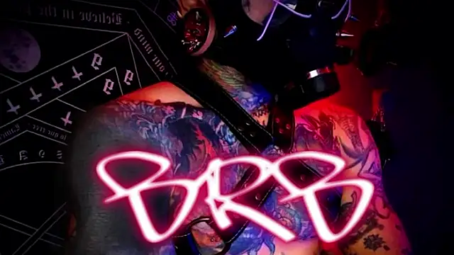 jhonny__ackerman 即時 XXX 聊天