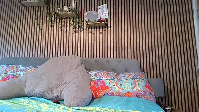 Онлайн чат XXX poppyinga1