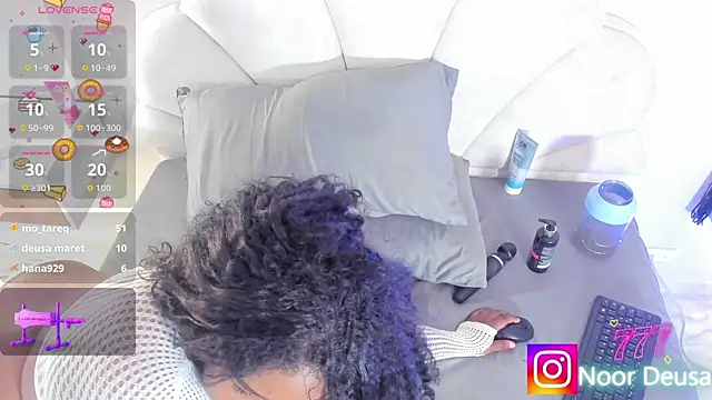 Candaceoweens: онлайн-секс-чат