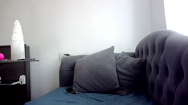 liadivina Adlı Modelin Canlı XXX Sohbeti