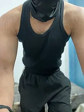 Show modela raghavs na web-kameri