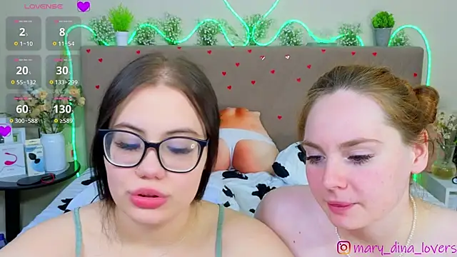 Mary_Dina live XXX chat