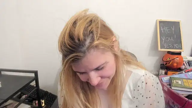 Chatroom XXX en direct de new_but_cute