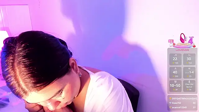 klhoe_boobs Chat XXX in diretta