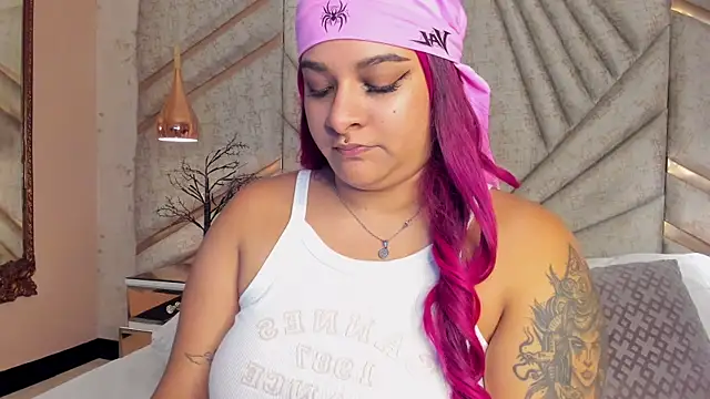 EmeelyMuller Live XXX-Chat