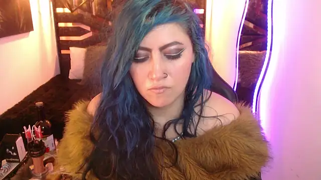 XXX chat uživo modela scarleth_blue