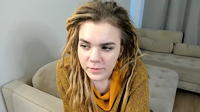 AldaCerrello Adlı Modelin Canlı XXX Sohbeti