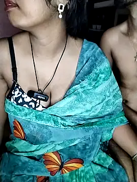 Secret_Couple_X Adlı Modelin Canlı XXX Sohbeti