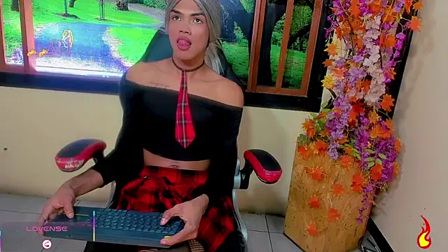 Karol_Vanessa__ 在線直播表演