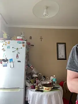 FroslのライブXXXチャット