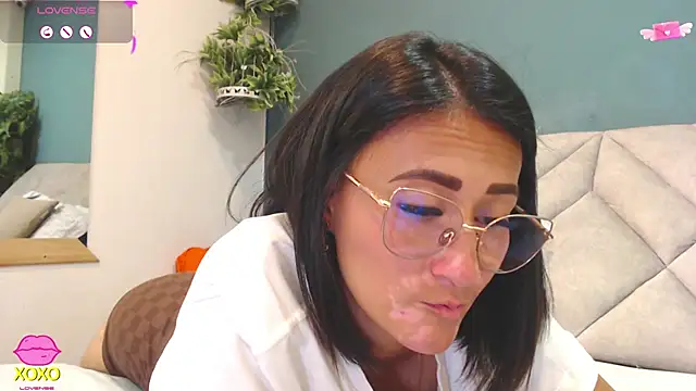 SharisWillian Chat XXX in diretta